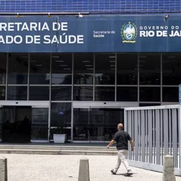 O Globo / Transplantes com HIV: laboratório que deve substituir PCS recebeu R$ 6,2 mi sem licitação