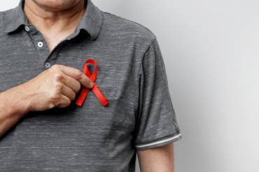 GQ: O dia histórico em que cientistas descobriram o vírus da Aids, 42 anos atrás