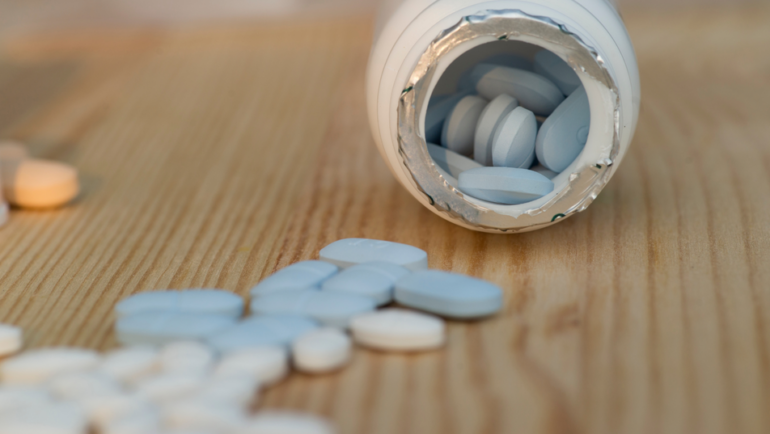 CROI 2025: Estudo revela que mulheres cisgênero com alta adesão à PrEP, usando uma combinação de tenofovir alafenamida e emtricitabina, apresentam baixo risco de infecção por HIV