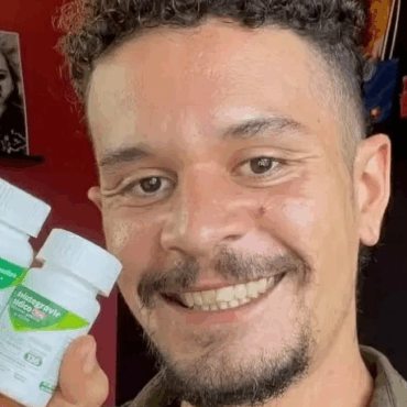 UOL: Cozinheiro com HIV sofre ataques: ‘Acham que transmite pela comida’