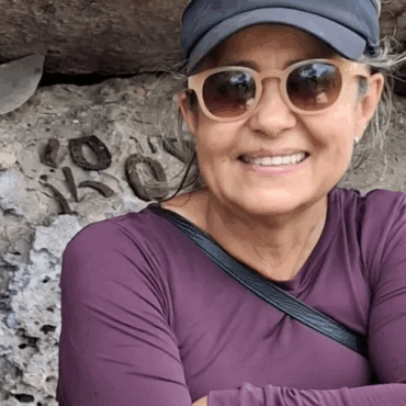 UOL: ‘Planejaram meu velório’: remédio contra HIV está no SUS por causa dela