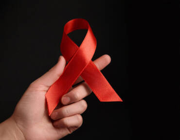 Cobertura universal da saúde só é possível com serviços de HIV inclusivos e baseados em direitos, afirma Unaids