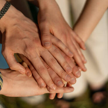 Ministério da Saúde lança chamada pública para mapear experiências de prevenção combinada ao HIV com adolescentes e jovens