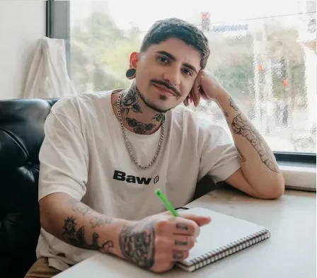 UOL: ‘Fui investigar tosse, descobri HIV e tive pânico de contar para a família’