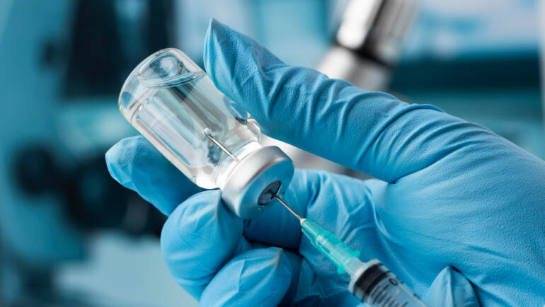A injeção semestral contra HIV não é só comodidade: por que o lenacapavir pode mudar a prevenção em populações de maior risco – Tua Saúde