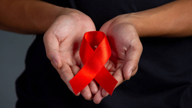 Controle do HIV sofre retrocessos que precisam ser combatidos, alerta a ONU – Galileu