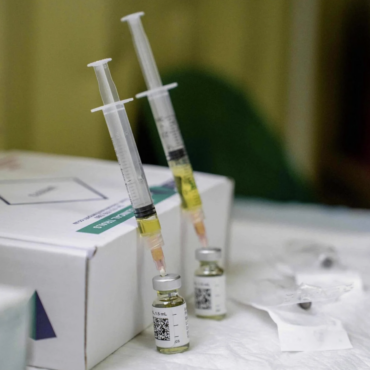 Injeção semestral contra HIV custará até R$ 20,9 mil no Brasil, comunica Folha de S. Paulo
